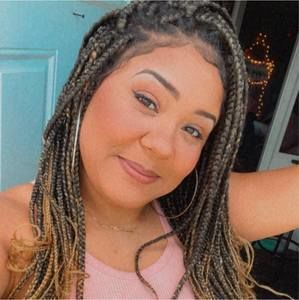 Meet your Posher, Carla roberta